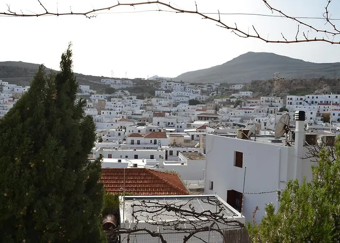 Lejlighed Casalindos Spitaki *